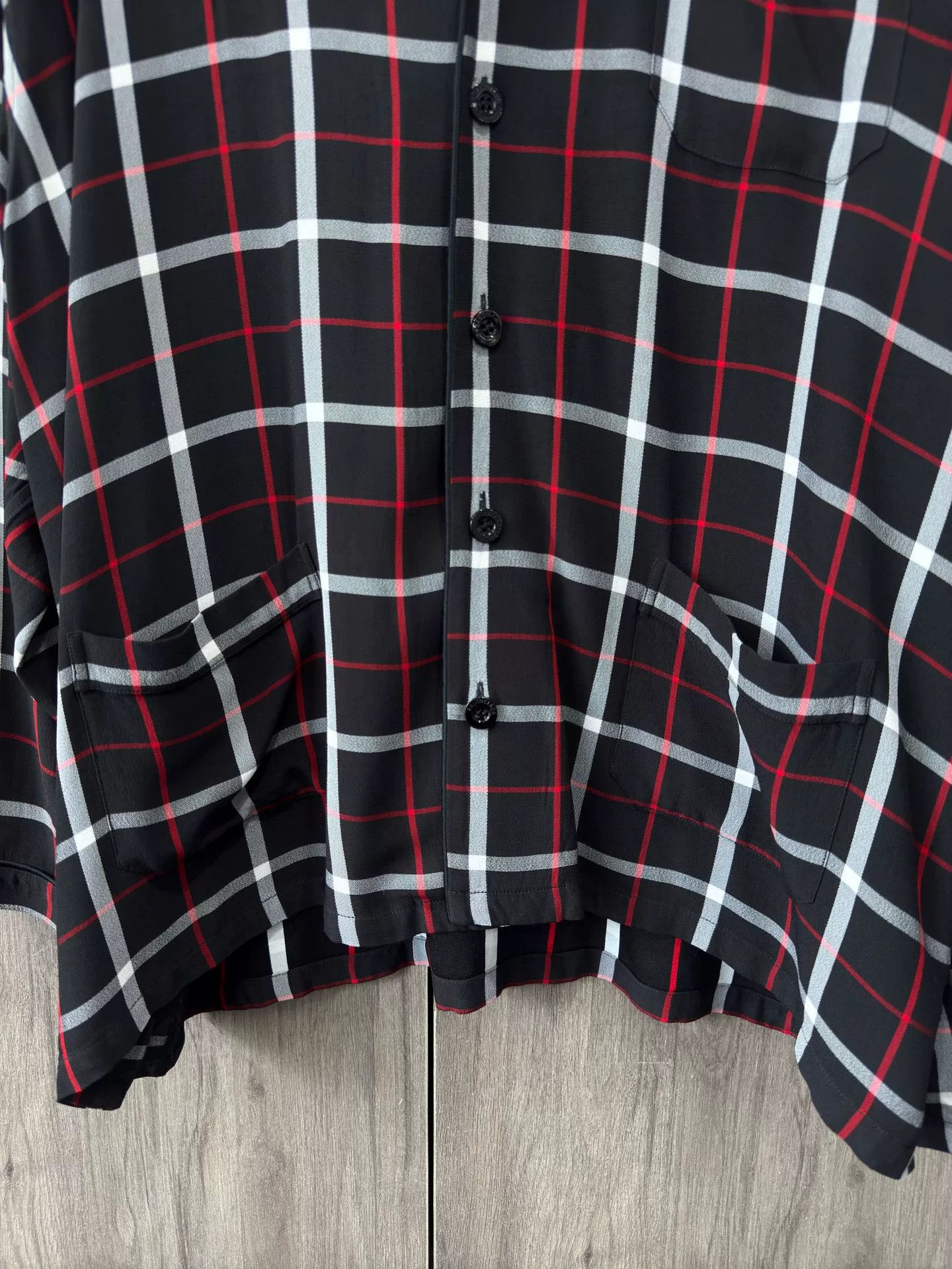 Balenciaga Balenciaga BB Embroidered Check Long Sleeve Shirt Size US S / EU 44-46 / 1 - 4 Thumbnail