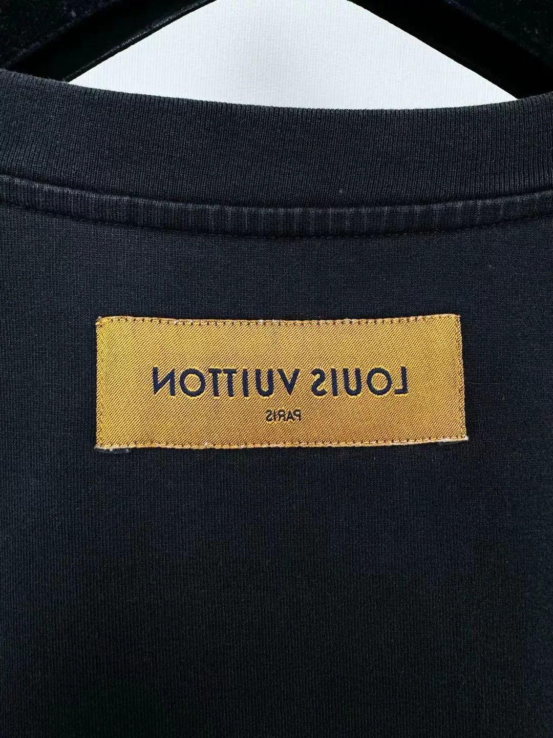 Louis Vuitton Louis Vuitton Short Sleeve T-shirt S Size US S / EU 44-46 / 1 - 3 Thumbnail