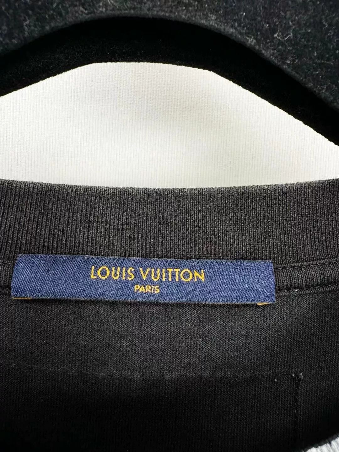 Louis Vuitton Louis Vuitton Short Sleeve T-shirt S Size US S / EU 44-46 / 1 - 2 Thumbnail
