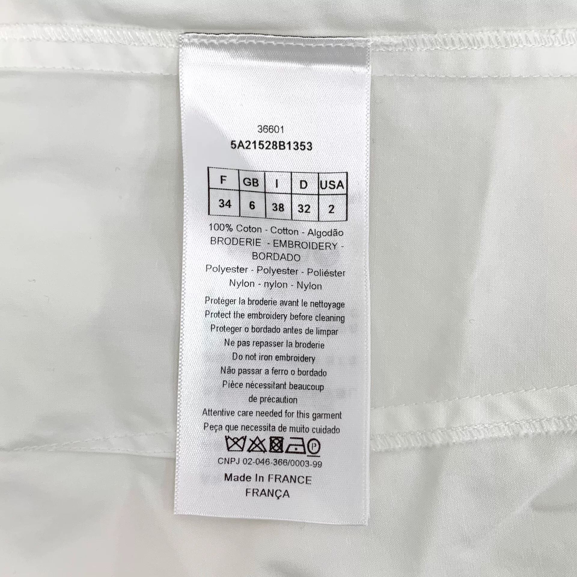 Dior dior white embroidered logo long sleeve dress Size US XXS / EU 40 - 6 Thumbnail