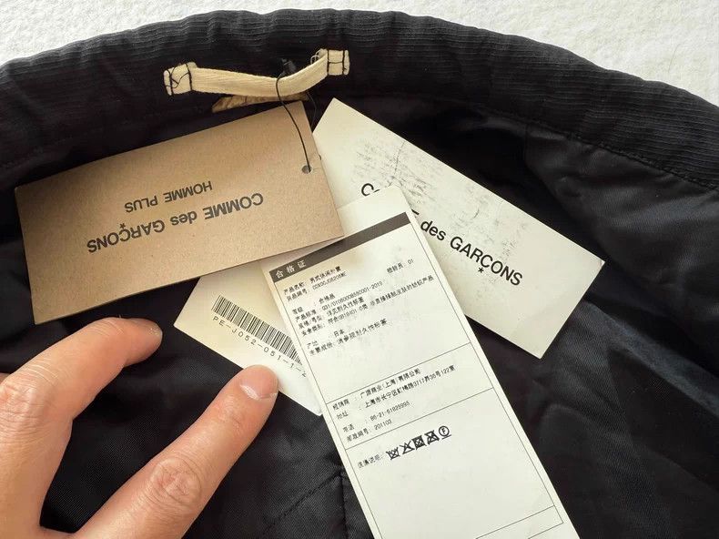 Comme des Garcons Comme des Garcons Ruffled Long Trench Coat Size US S / EU 44-46 / 1 - 3 Thumbnail