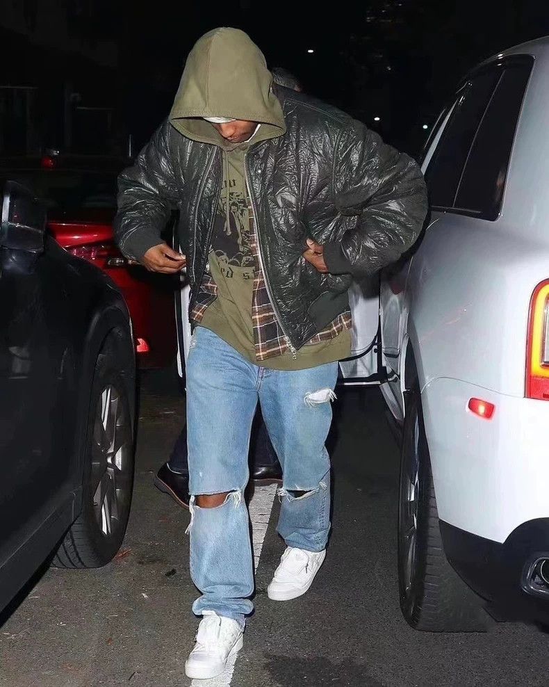 Dries Van Noten Dries Van Noten Quilted Waxed Bomber Jacket Size US S / EU 44-46 / 1 - 2 Thumbnail