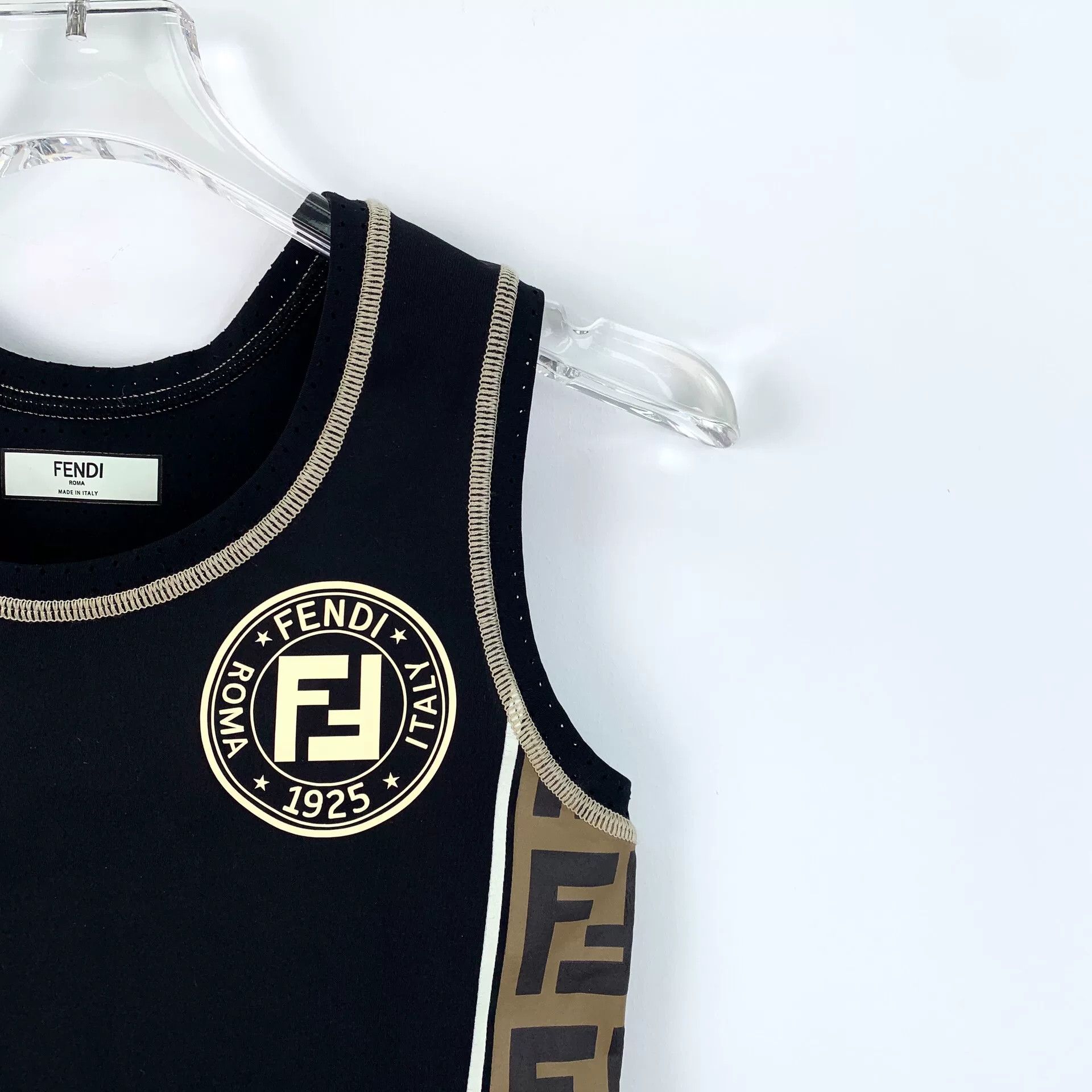 Fendi fendi color block logo sports vest Size US S / EU 44-46 / 1 - 3 Thumbnail