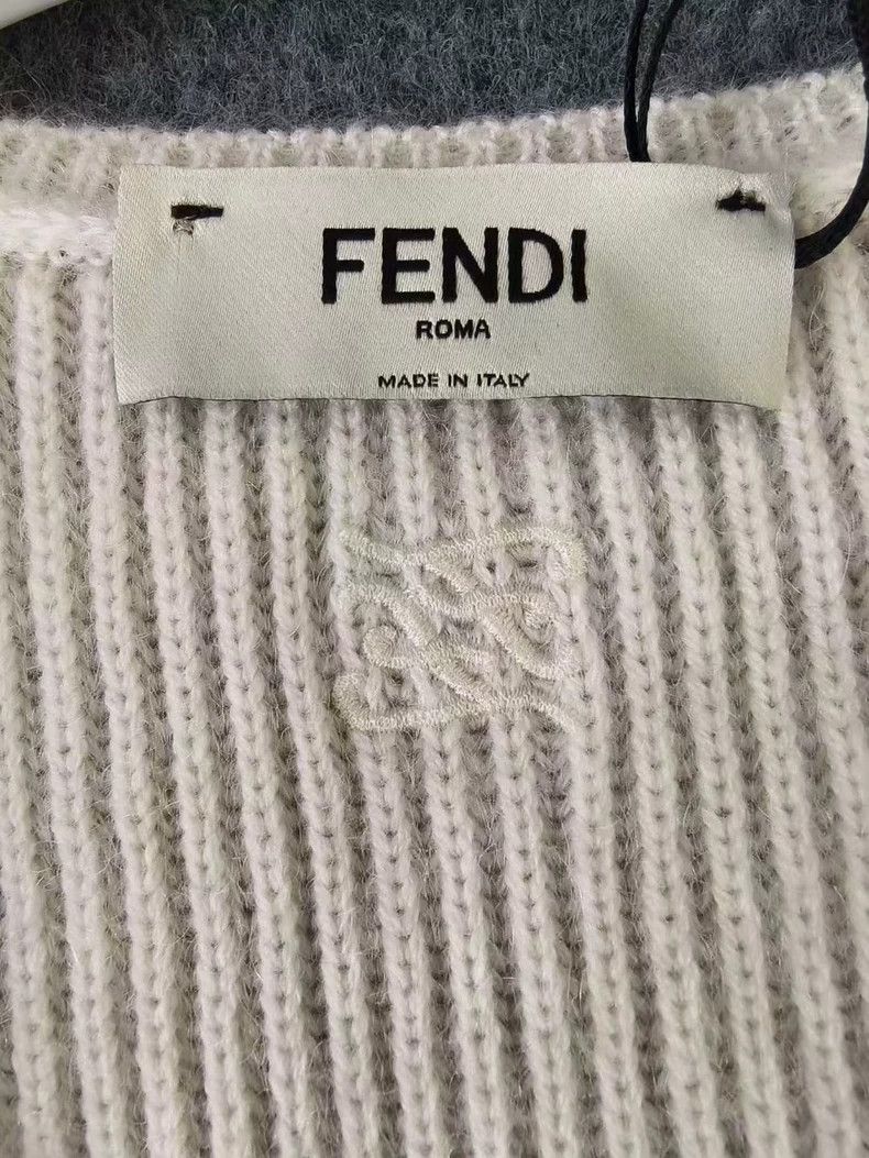 Fendi FENDI Cashmere Sweater Dress Size US S / EU 44-46 / 1 - 3 Thumbnail