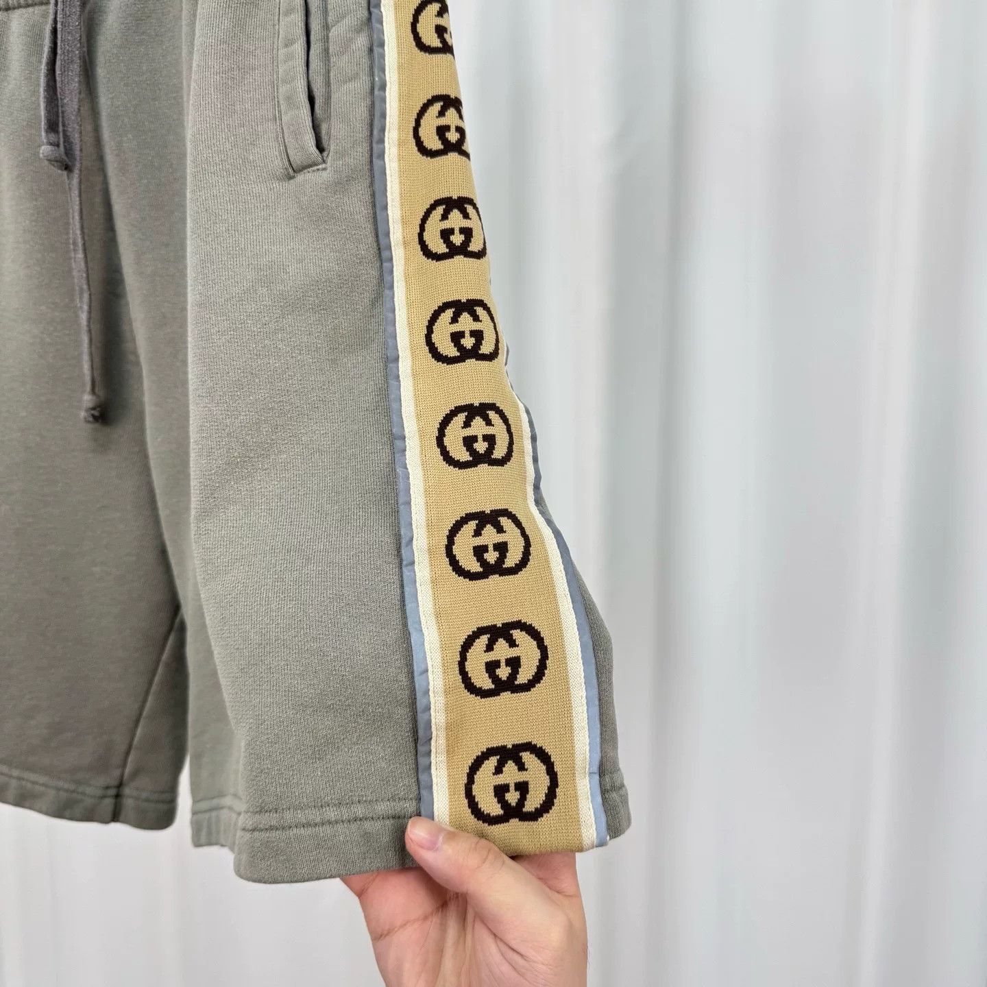 Gucci Gucci GG Embroidered Logo Shorts Size US 31 - 4 Thumbnail