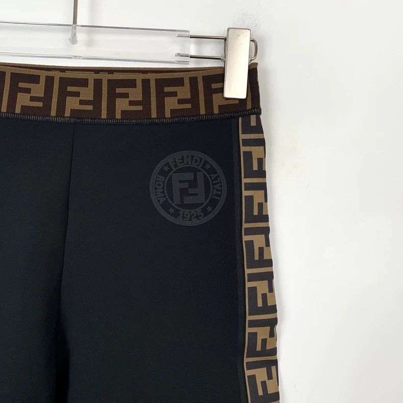 Fendi Fendi Black Side Logo Casual Shorts Size US 38 / EU 54 - 3 Thumbnail