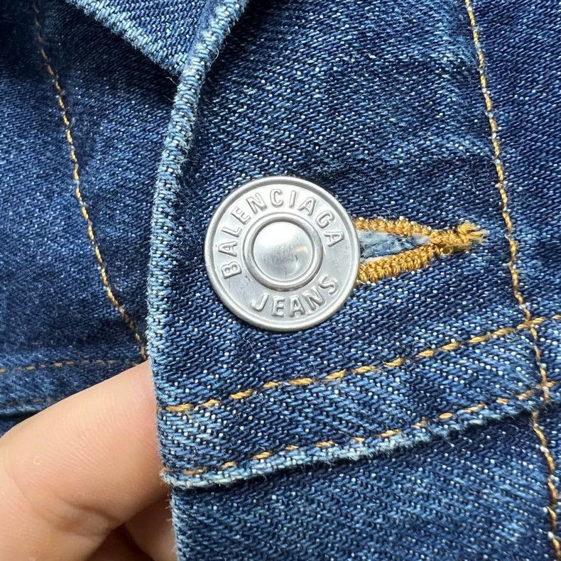 Balenciaga Balenciaga Inverted Denim Jacket Size US S / EU 44-46 / 1 - 4 Thumbnail
