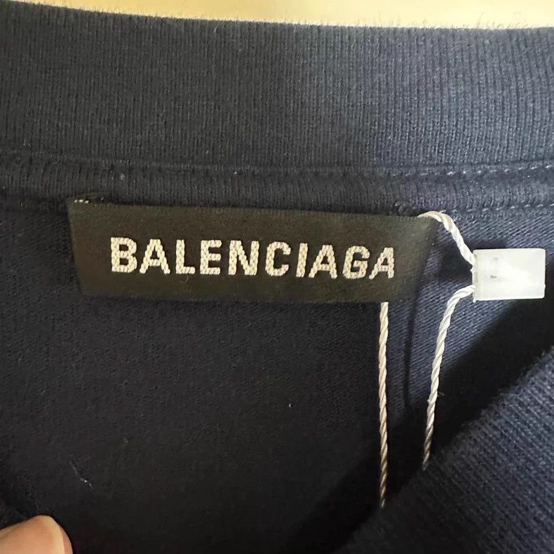 Balenciaga Balenciaga Eiffel Tower Print Tee Size US M / EU 48-50 / 2 - 3 Thumbnail