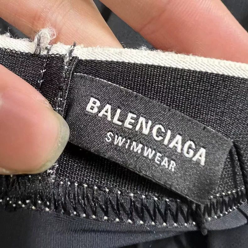 Balenciaga Balenciaga Black Shorts Size L Size US 32 / EU 48 - 2 Thumbnail