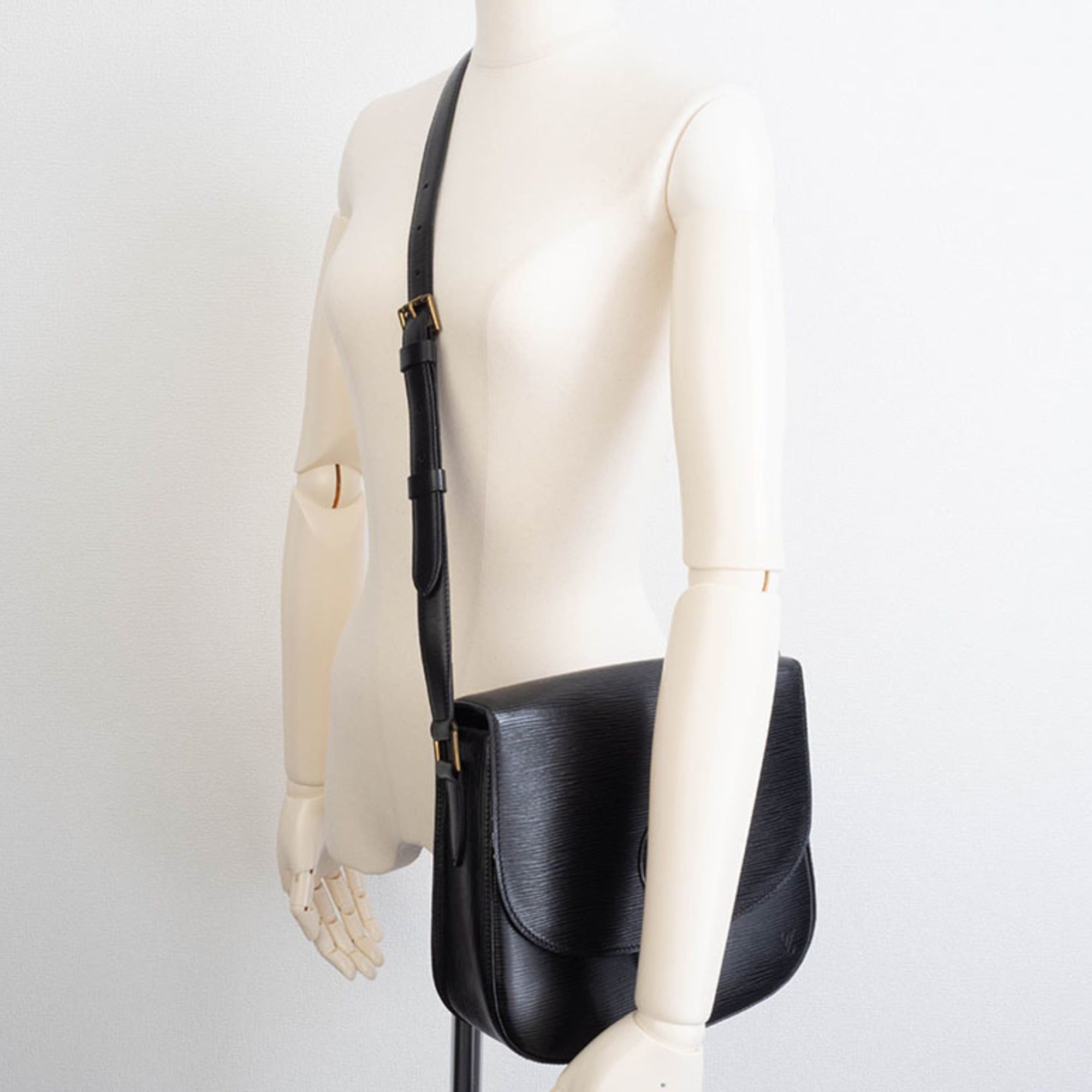 Louis Vuitton Louis Vuitton Saint-Cloud Epi Leather Shoulder Bag M52192 Black Women's (Slightly Sticky) Size ONE SIZE - 20 Thumbnail