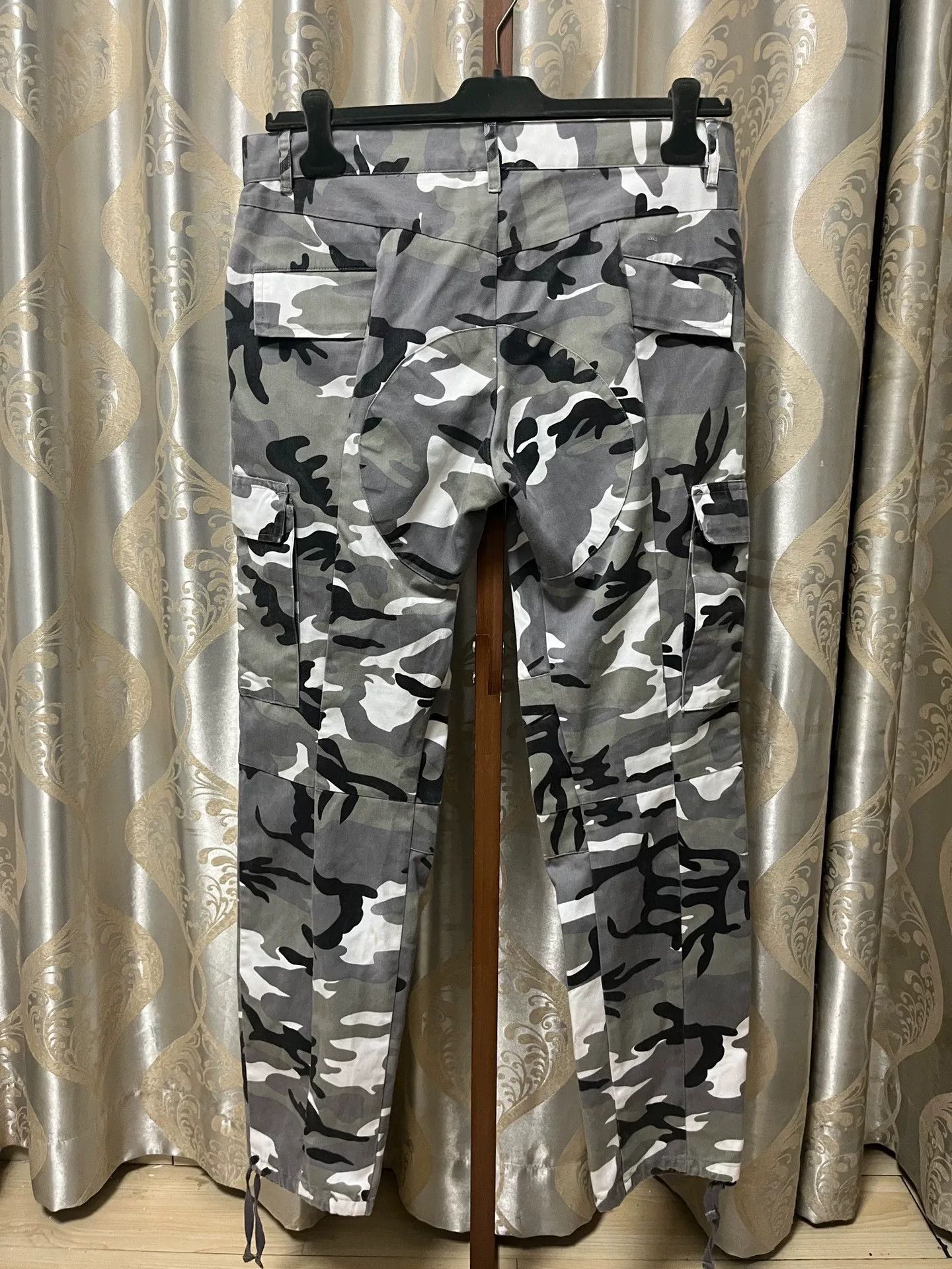 Vetements Vetements 16FW Camouflage Cargo Pants Size US 44 / EU 60 - 2 Thumbnail