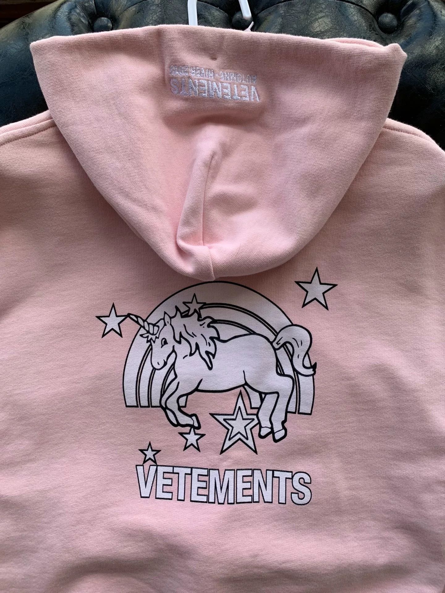 Vetements VETEMENTS Oversize Pink Unicorn Hoodie Size US S / EU 44-46 / 1 - 6 Thumbnail