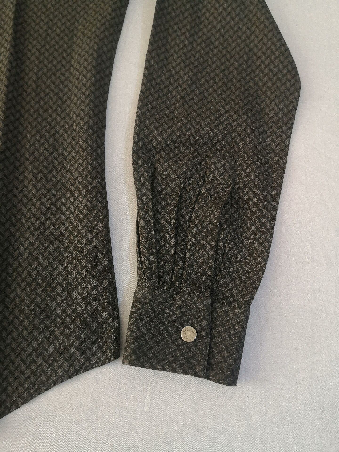 Hermes Hermes Men's Silk Slim Fit Shirt Size US S / EU 44-46 / 1 - 7 Thumbnail