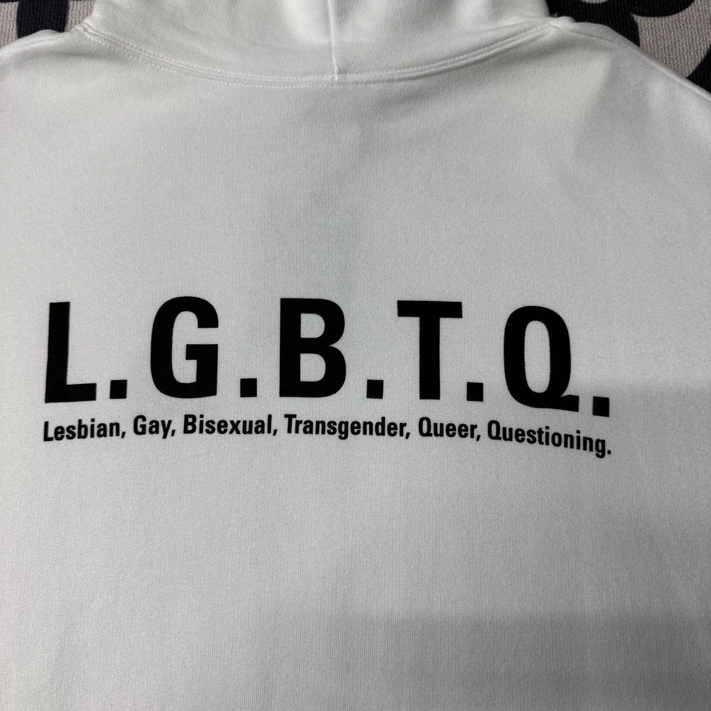 Balenciaga Balenciaga Rainbow Flag White Hoodie Size US XS / EU 42 / 0 - 4 Thumbnail