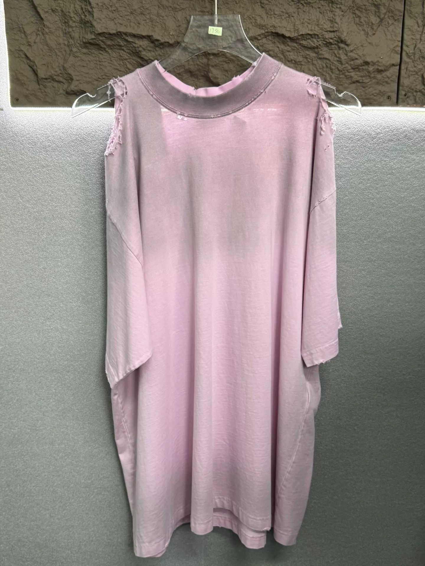 Balenciaga Balenciaga Pink Sanskrit T-shirt M Size US M / EU 48-50 / 2 - 2 Thumbnail