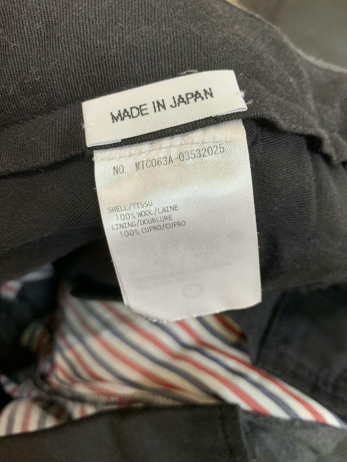 Thom Browne Thom Browne Three-Stripe Shorts Size US 28 / EU 44 - 4 Thumbnail