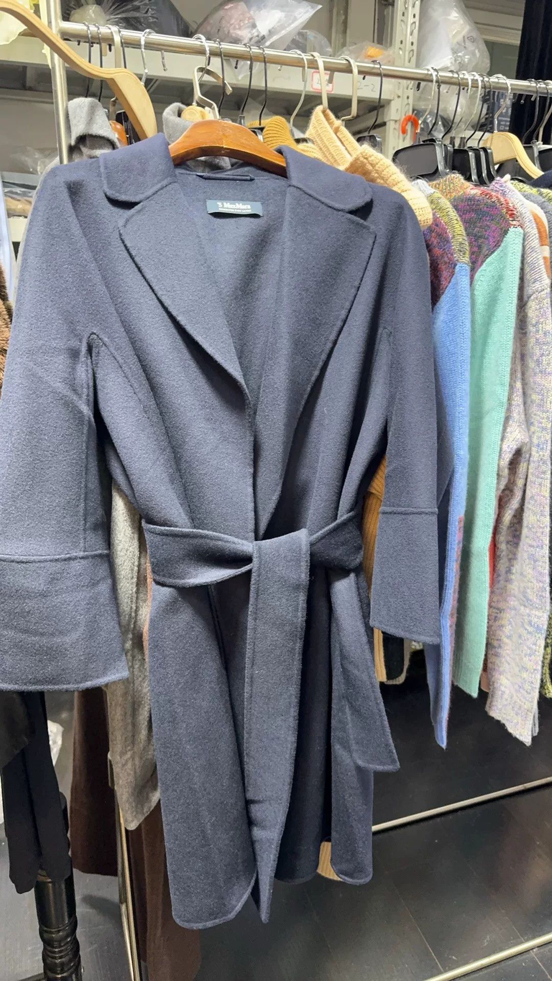 Max Mara Wool Lapel Belted Coat Size US S / EU 44-46 / 1 - 3 Thumbnail