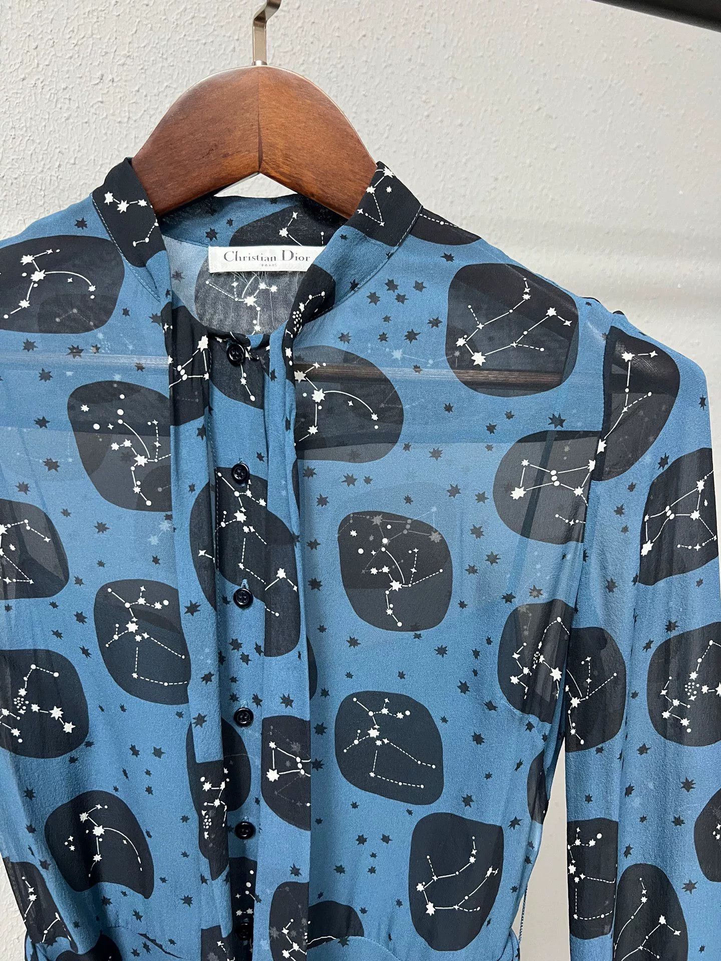 Dior dior embroidered shirt dress with celestial print Size US S / EU 44-46 / 1 - 3 Thumbnail