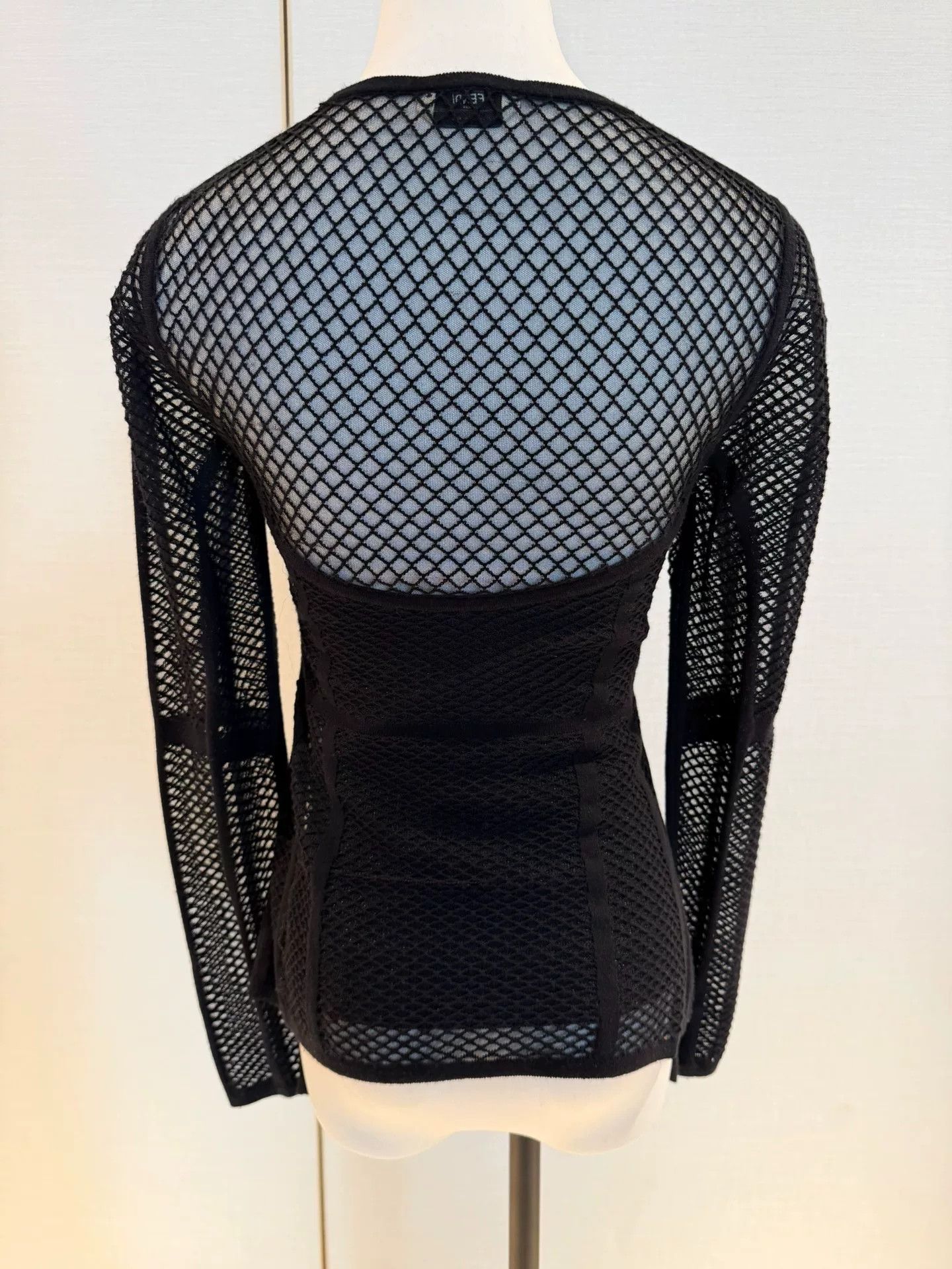 Fendi fendi black mesh long sleeve top Size US S / EU 44-46 / 1 - 2 Thumbnail