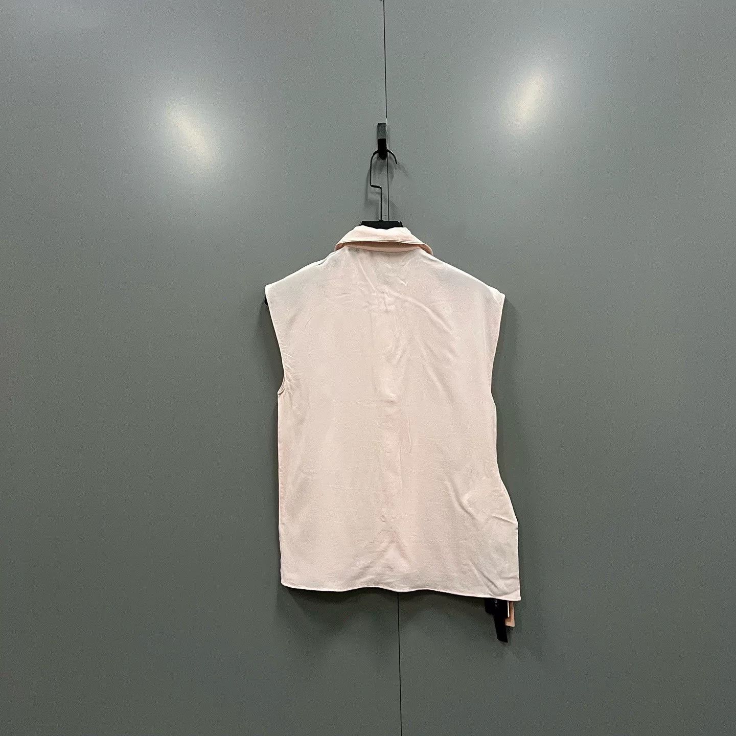 Miu Miu miu miu pink sleeveless shirt with rhinestones Size US S / EU 44-46 / 1 - 2 Thumbnail