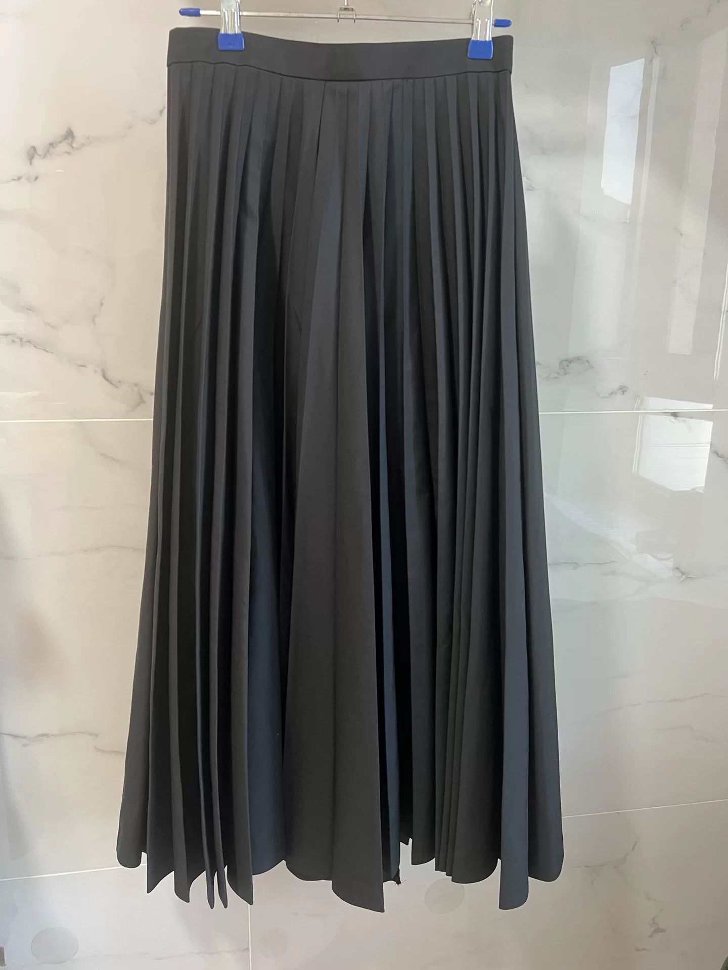 Junya Watanabe black pleated skirt by Junya Watanabe Size US 26 / EU 42 - 2 Thumbnail