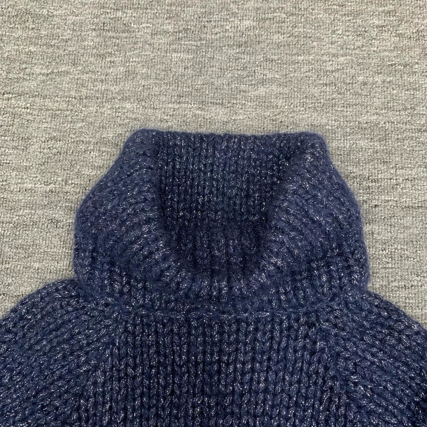 Chanel chanel blue glitter turtleneck sweater Size US S / EU 44-46 / 1 - 7 Thumbnail