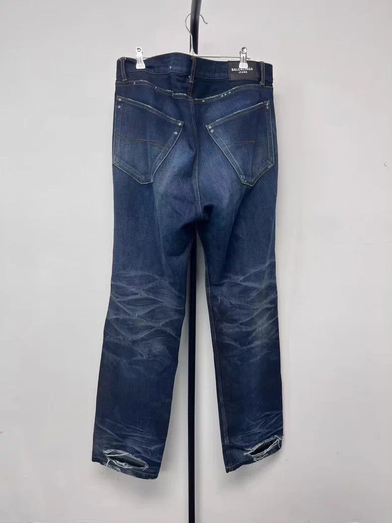 Balenciaga Balenciaga Faded Cotton Straight Jeans Size US 36 / EU 52 - 2 Thumbnail