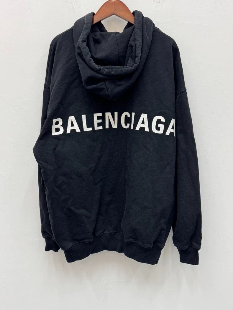 Balenciaga Balenciaga Back Logo Print Hoodie Size US L / EU 52-54 / 3 - 2 Thumbnail