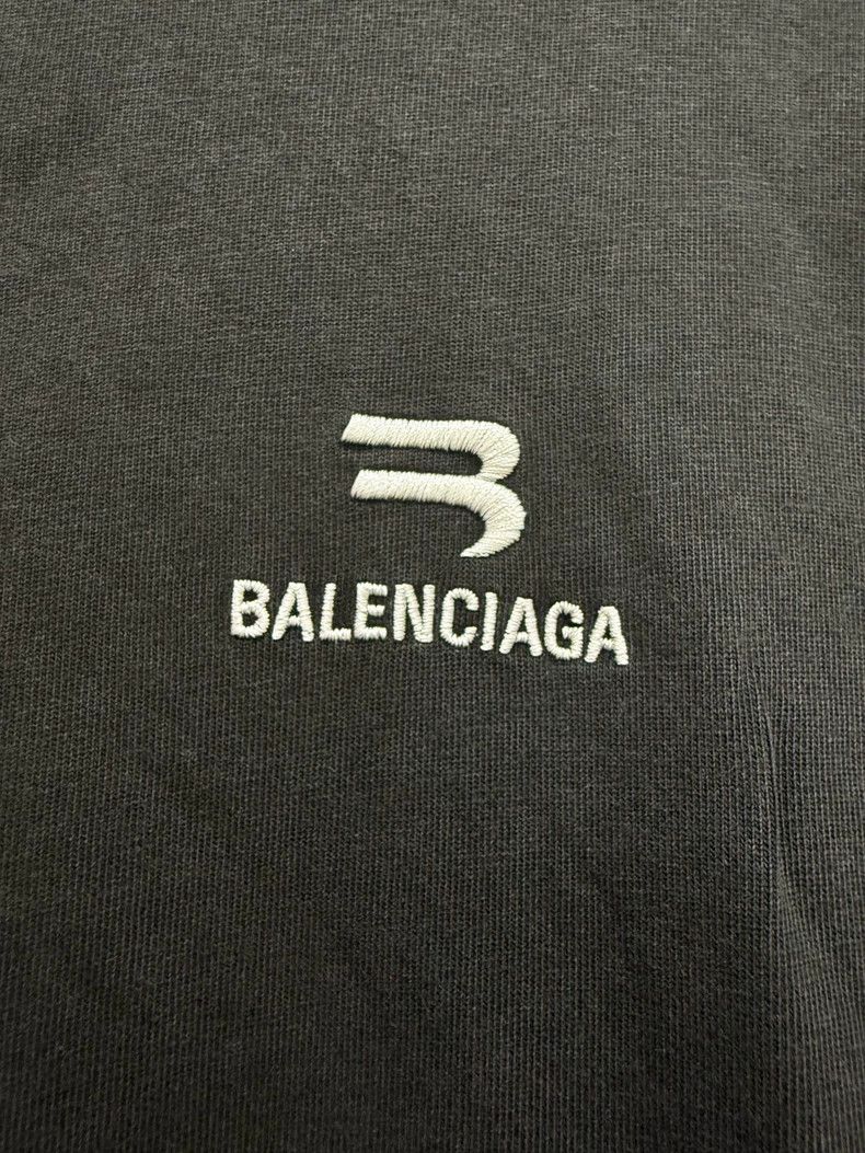 Balenciaga Balenciaga Short Sleeve T-shirt Size US L / EU 52-54 / 3 - 6 Thumbnail