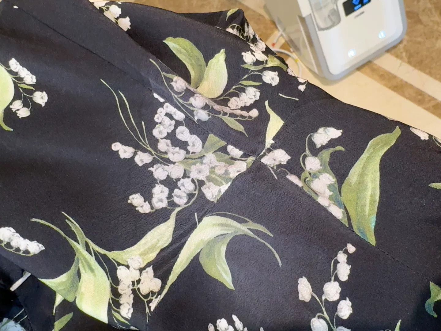 Valentino ERA VALENTINO Silk Shirt & Pants Set Size US 30 / EU 46 - 8 Thumbnail