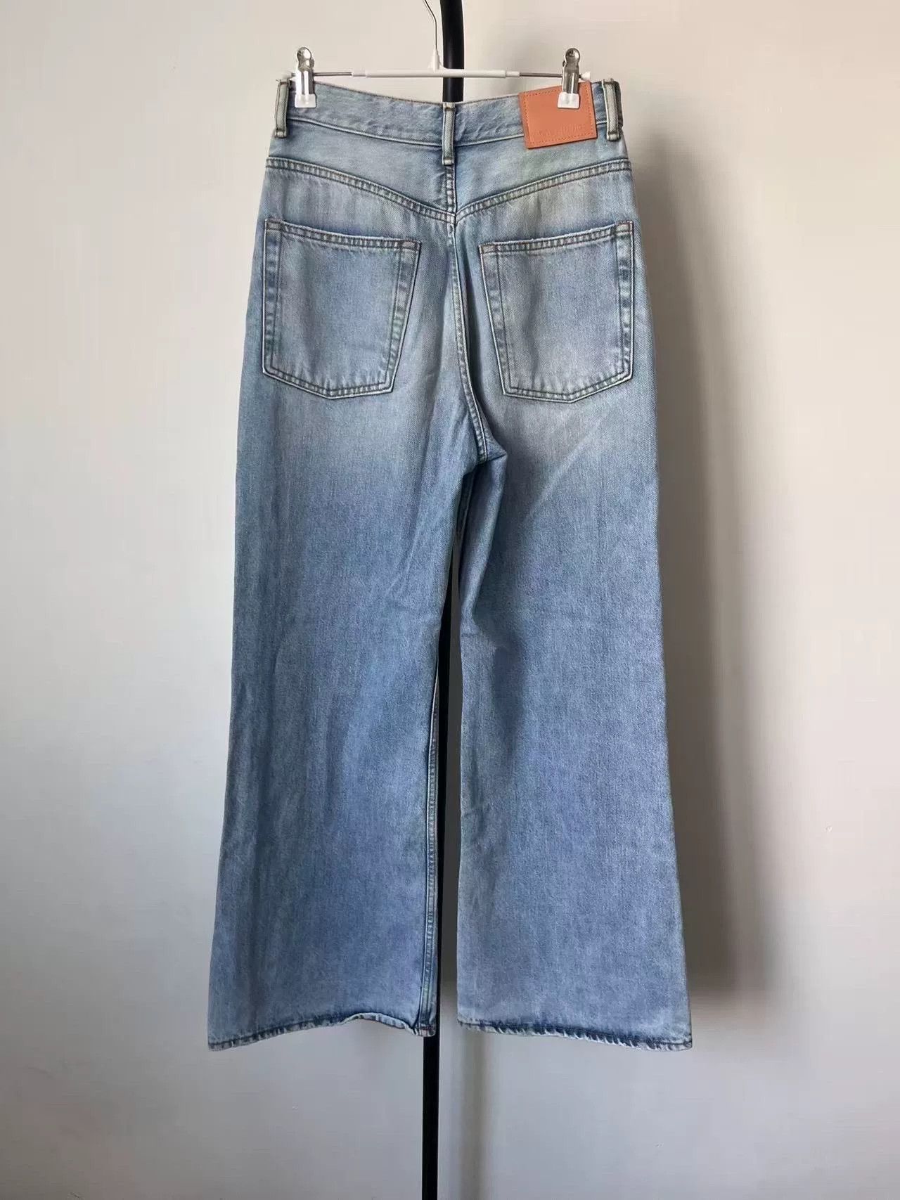 Acne Studios acne studios high-waisted wide-leg jeans Size US 26 / EU 42 - 2 Thumbnail