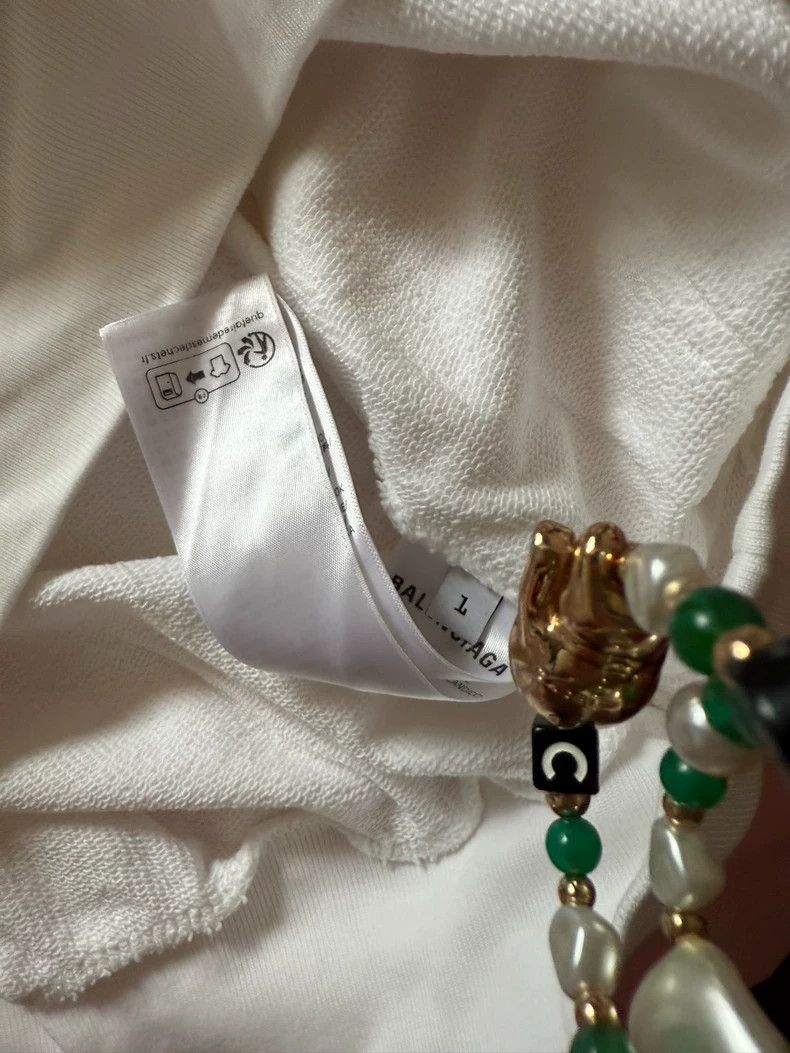 Balenciaga Balenciaga White Hoodie L Size US L / EU 52-54 / 3 - 4 Thumbnail