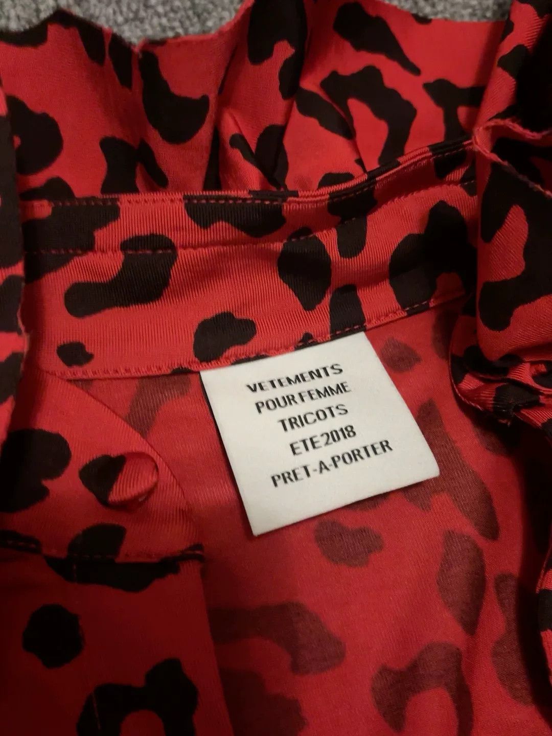 Vetements Vetements Red Leopard Print Short Shirt Size US L / EU 52-54 / 3 - 4 Thumbnail