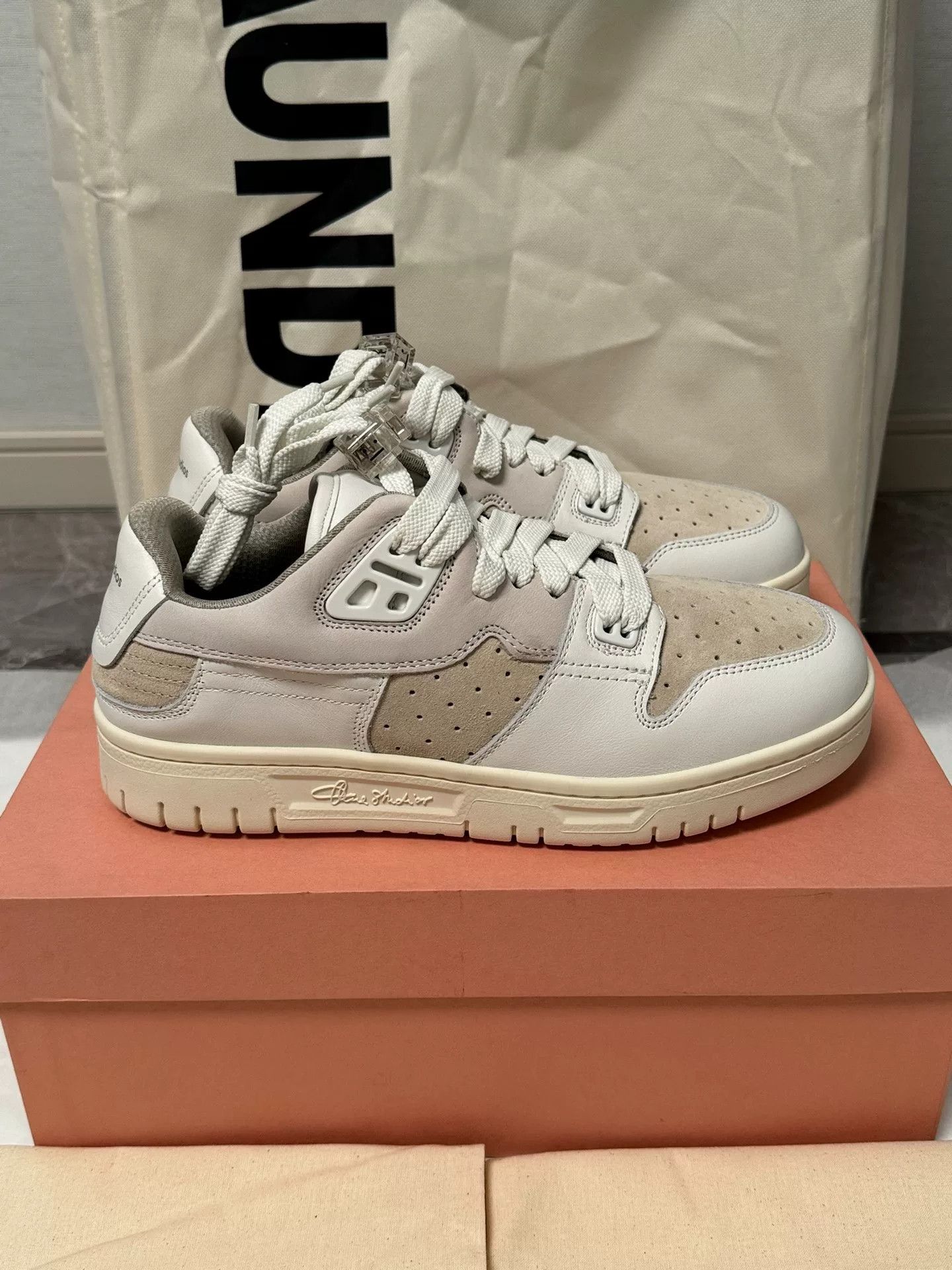 Acne Studios acne studios low-top sneakers in beige Size US 8.5 / EU 41-42 - 3 Thumbnail