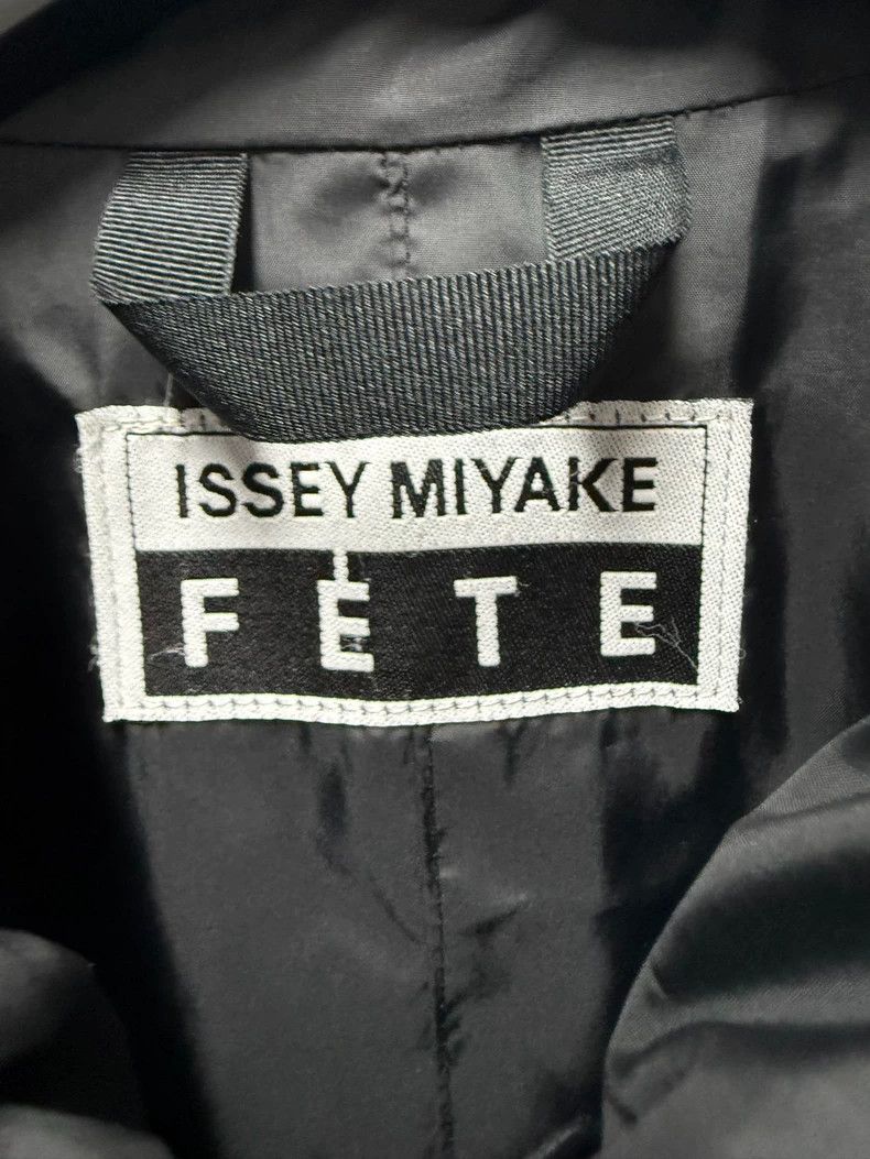 Issey Miyake Issey Miyake FETE Pleated Zip Windbreaker Size US XL / EU 56 / 4 - 6 Thumbnail