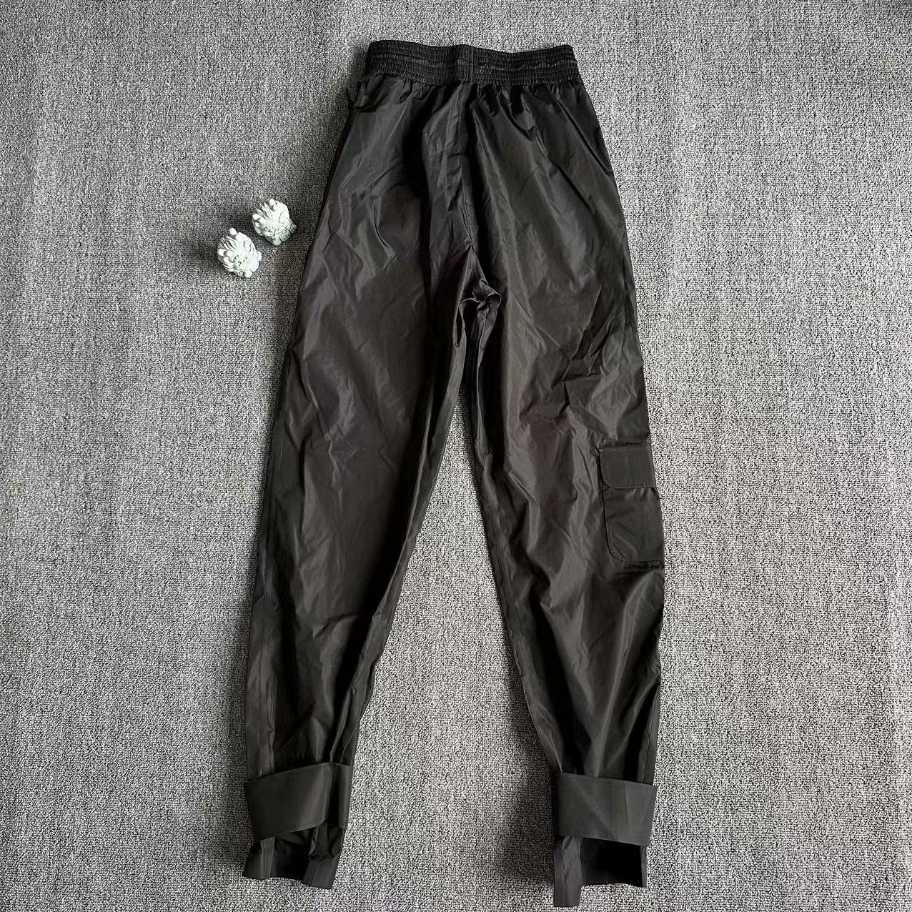 Off-White off-white nylon velcro long pants size 38 Size US 38 / EU 54 - 2 Thumbnail