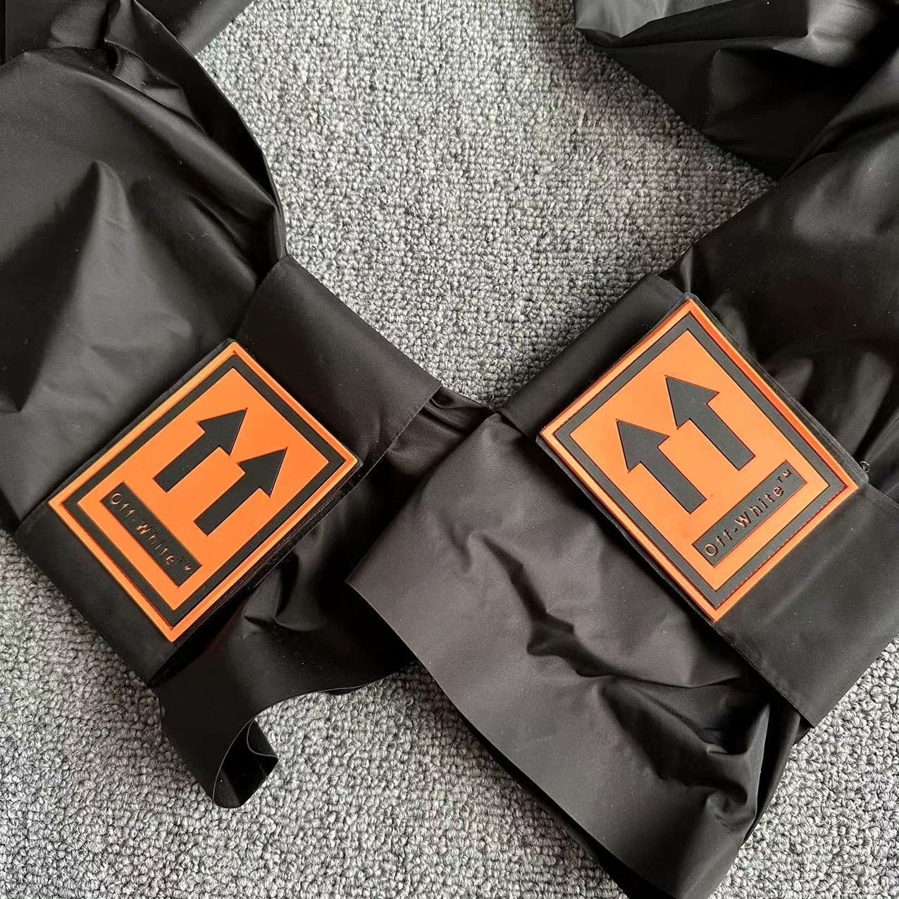 Off-White off-white nylon velcro long pants size 38 Size US 38 / EU 54 - 3 Thumbnail