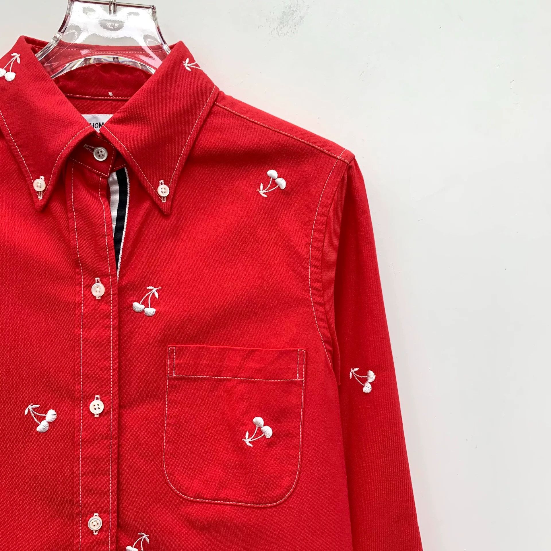 Thom Browne thom browne red cherry embroidered long sleeve shirt Size US S / EU 44-46 / 1 - 3 Thumbnail