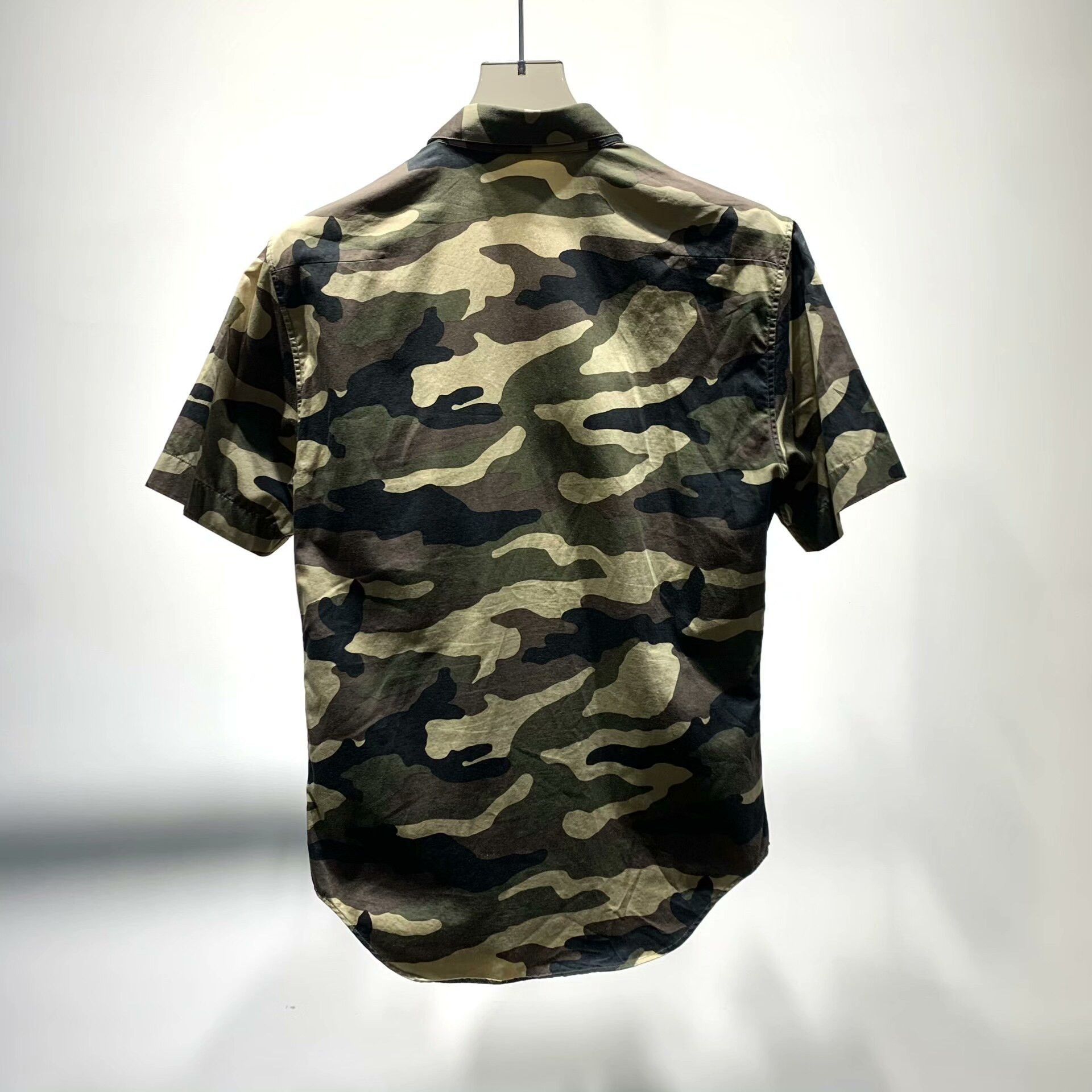 Dior dior camouflage short-sleeve cardigan Size US M / EU 48-50 / 2 - 7 Thumbnail