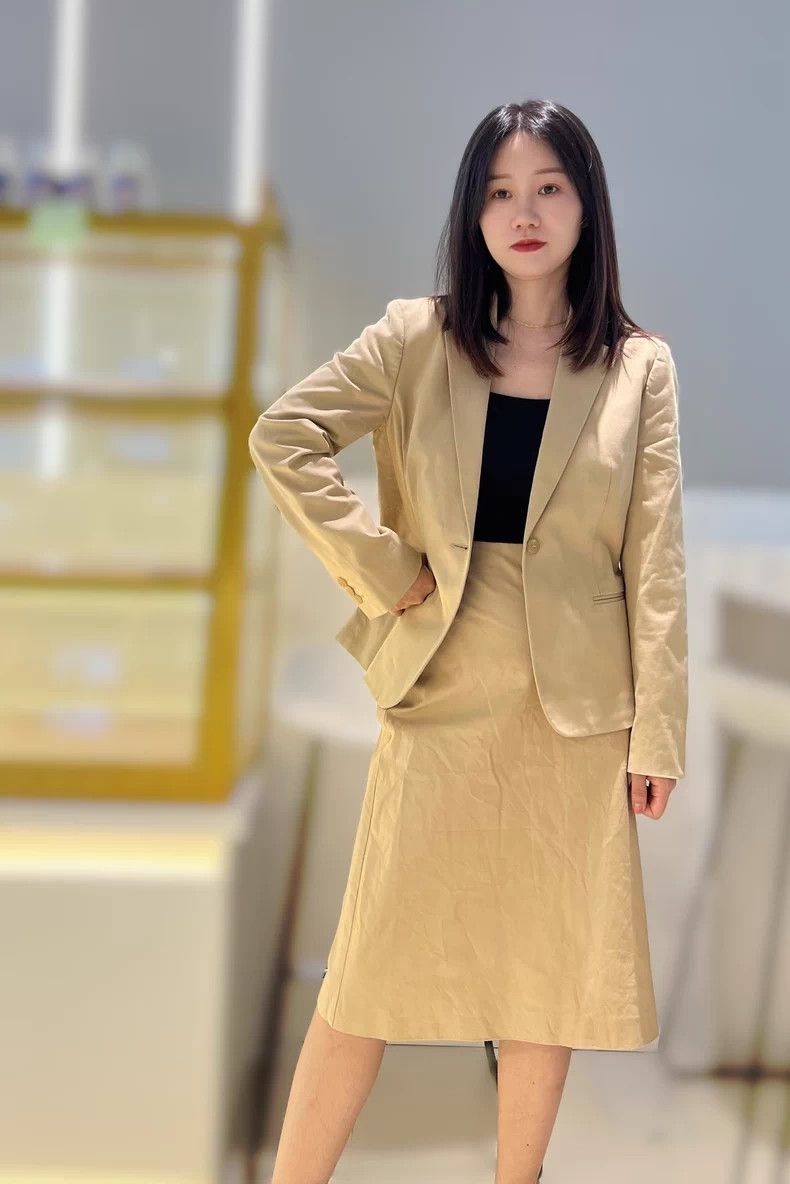 Celine Beige Luxury Elegant Old Money Suit Size US M / EU 48-50 / 2 - 6 Thumbnail