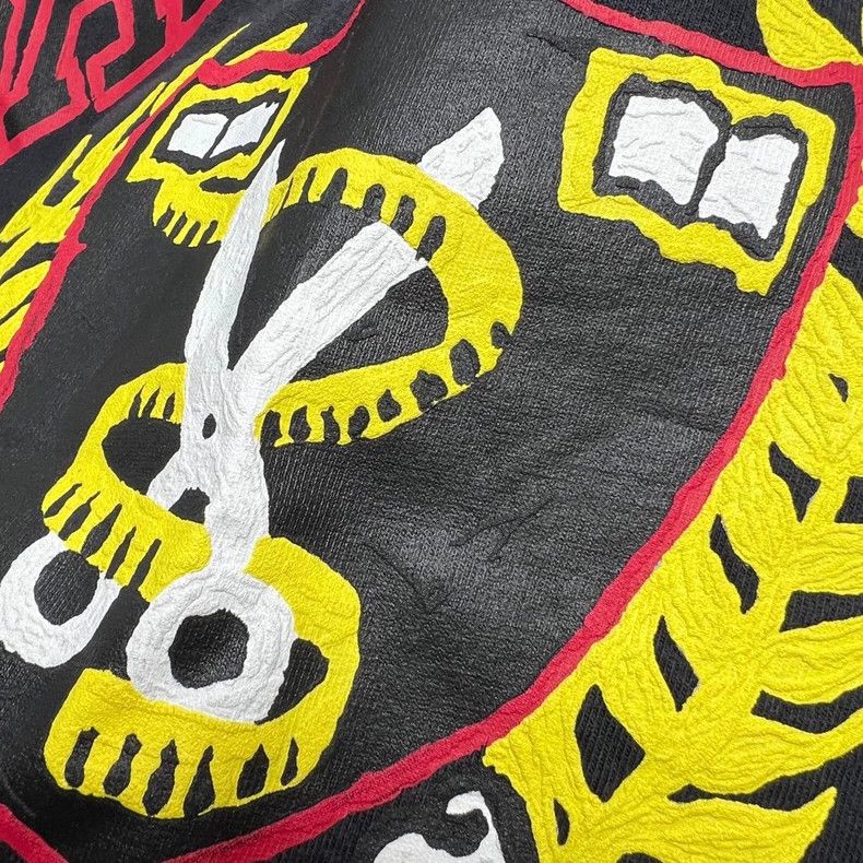 Balenciaga Balenciaga SS23 Graffiti Shield T-Shirt Size US XS / EU 42 / 0 - 6 Thumbnail