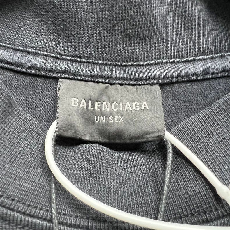 Balenciaga Balenciaga SS23 Graffiti Shield T-Shirt Size US XS / EU 42 / 0 - 3 Thumbnail