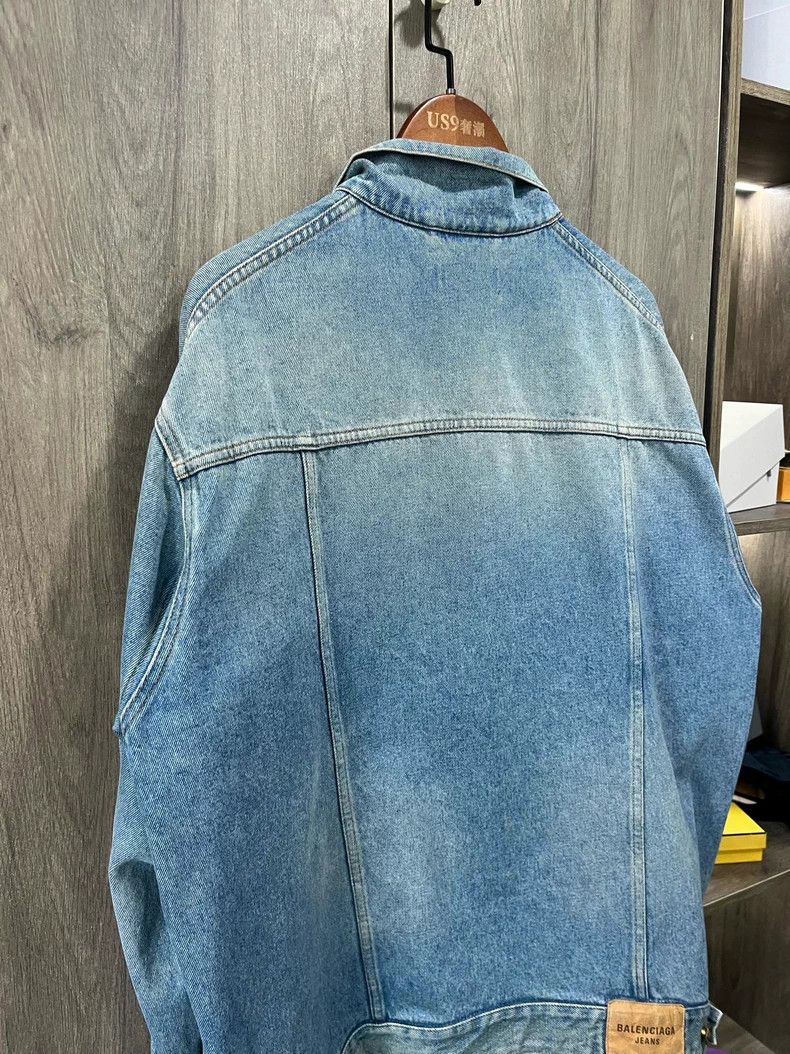 Balenciaga Balenciaga Washed Denim Jacket OS Size US S / EU 44-46 / 1 - 9 Thumbnail