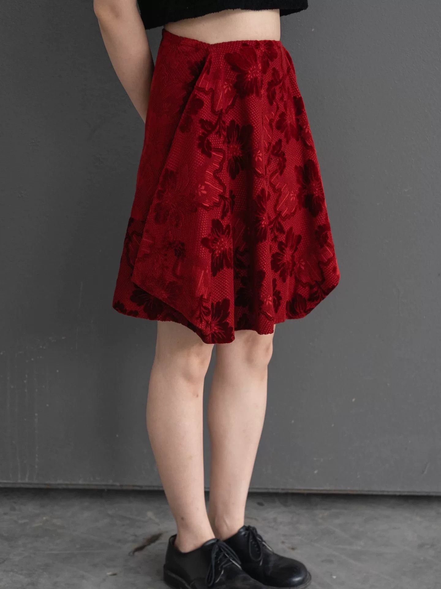 Comme des Garcons COMME des GARCONS Red Floral Skirt 1996 Size US 26 / EU 42 - 6 Thumbnail