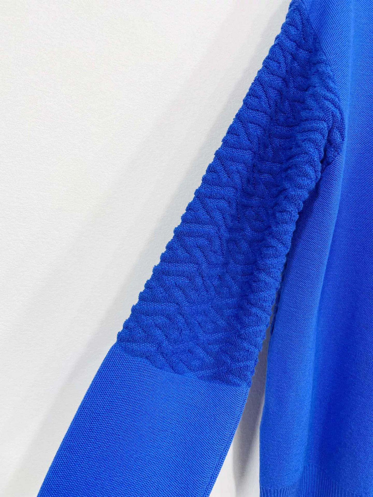 Versace VERSACE Wool Knit Sweater Coat Size US S / EU 44-46 / 1 - 5 Thumbnail