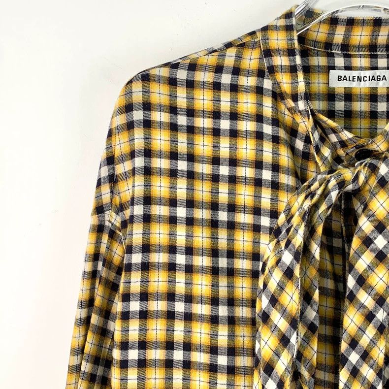 Balenciaga Balenciaga Checkered Bow Tie Long Sleeve Shirt Size US S / EU 44-46 / 1 - 3 Thumbnail