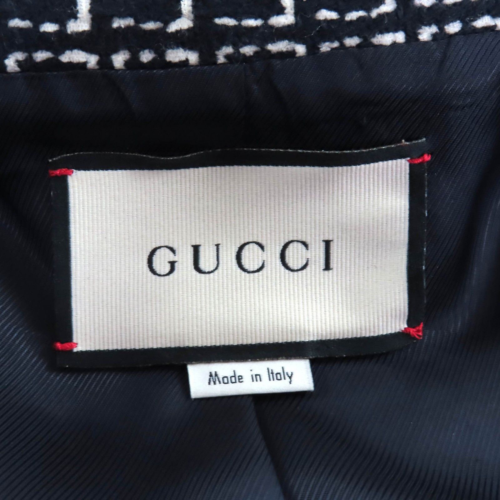 Gucci Gucci Gucci GG Signature Jacquard Wool Jacket Others Outerwear 597810 DUTY FREE for USA Size ONE SIZE - 7 Thumbnail