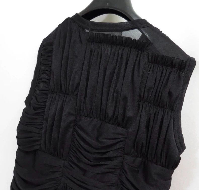 Comme des Garcons 2024SS Pleated Sleeveless Top