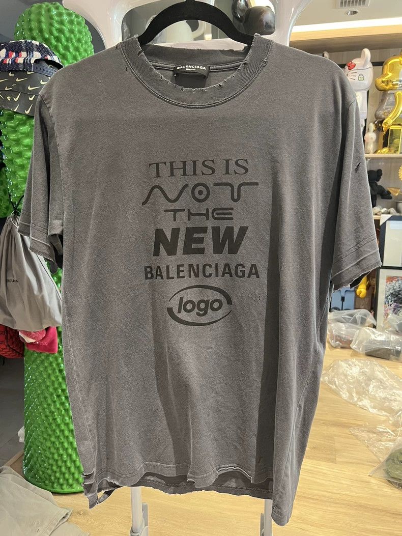 Balenciaga Balenciaga Washed Gray Short Sleeve Tee Size US M / EU 48-50 / 2 - 2 Thumbnail