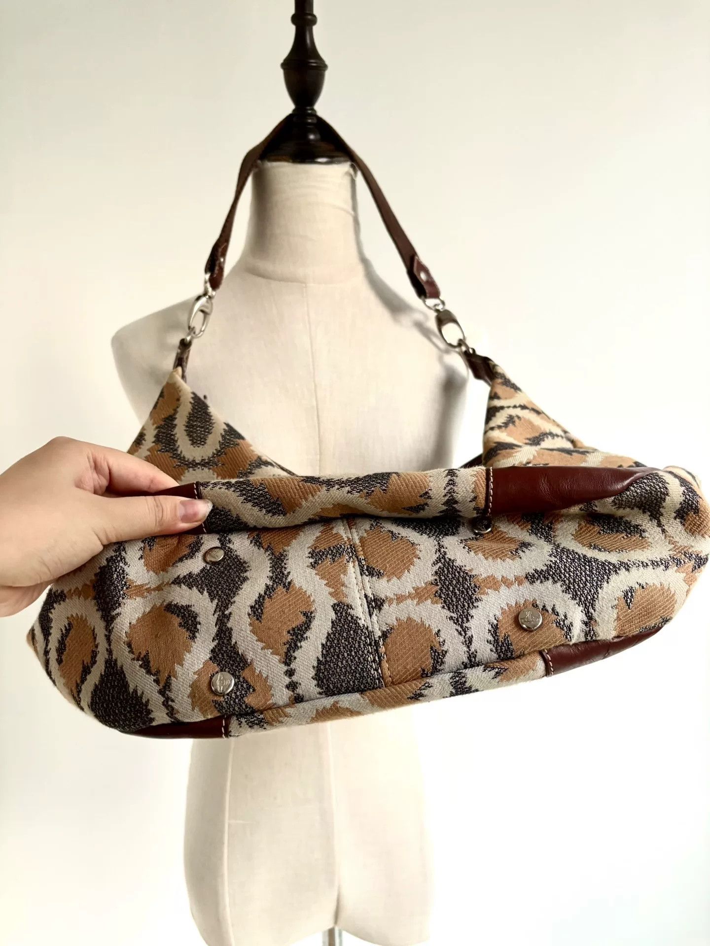 Vivienne Westwood Vivienne Westwood Pirate pattern one-shoulder armpit bag Size ONE SIZE - 3 Thumbnail